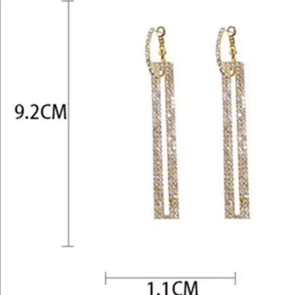 Beautiful Rhinestone Earrings! - Picture 3 of 3